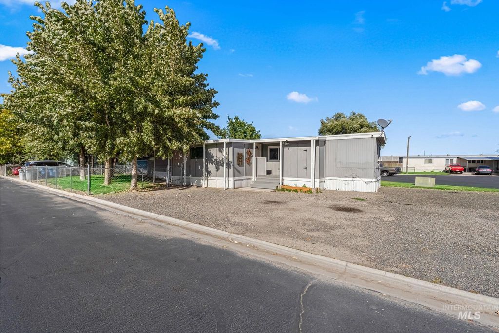 5015 E Ustick Rd 181, Caldwell, ID 83605 photo 3