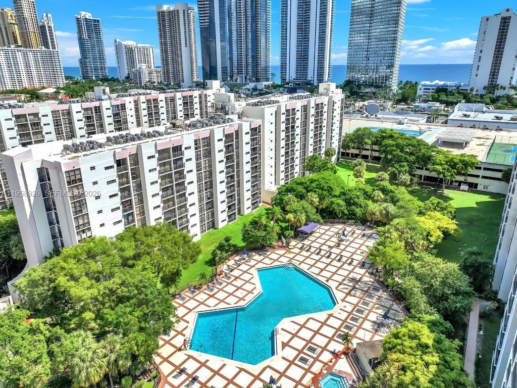 17021 N Bay Road 706, Sunny Isles Beach, FL 33160