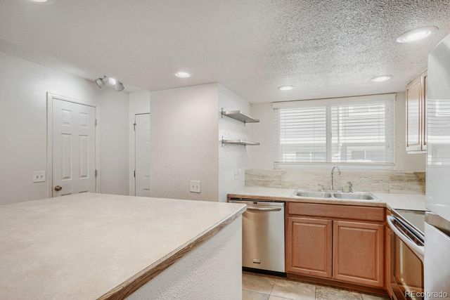 6545 W 84th Way 122, Arvada, CO 80003