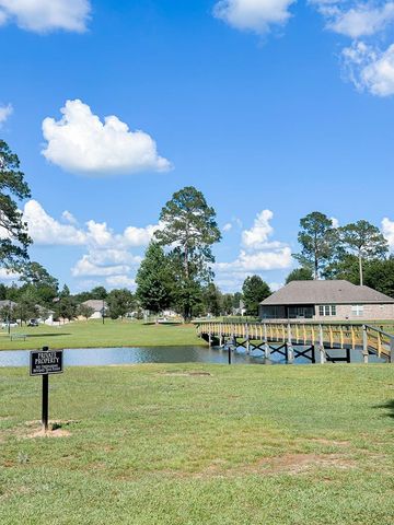 123 Lakeside Drive, Dothan, AL 36301