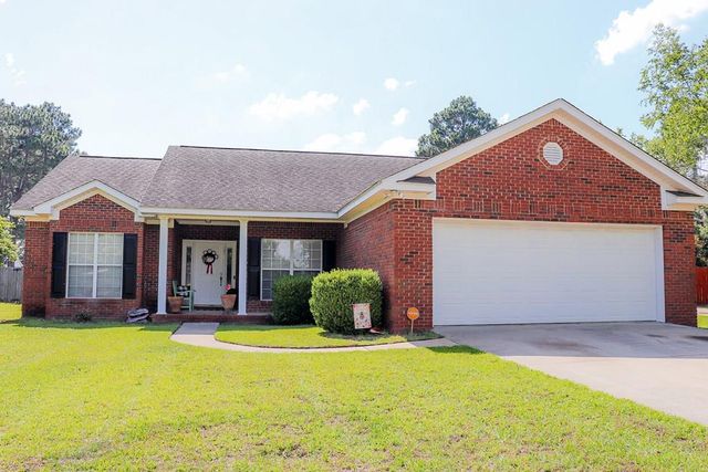 123 Lakeside Drive, Dothan, AL 36301