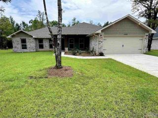 5255 Barnett Rd, Pace, FL 32571