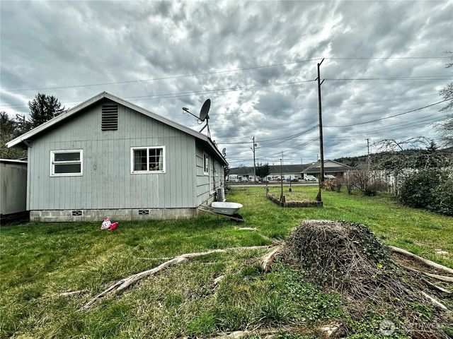 1620 Broadway Avenue, Hoquiam, WA 98550