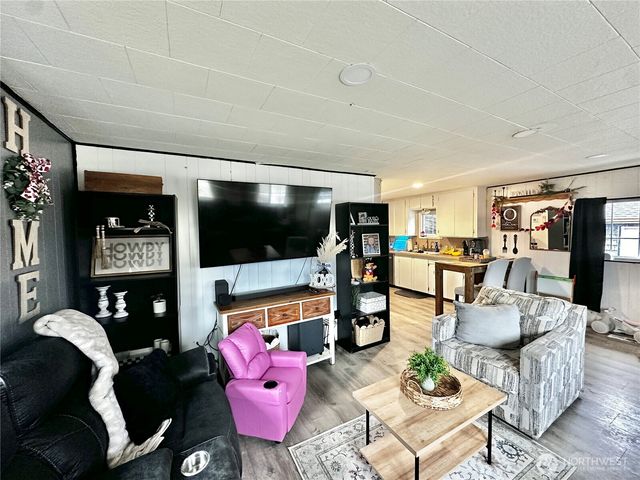 1620 Broadway Avenue, Hoquiam, WA 98550