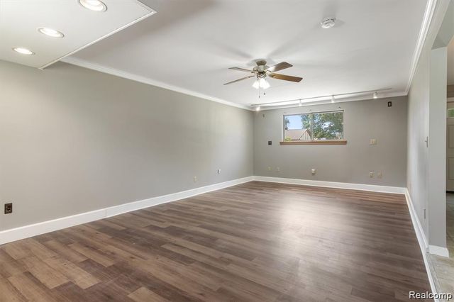 51056 Fairlane Drive, Utica, MI 48316