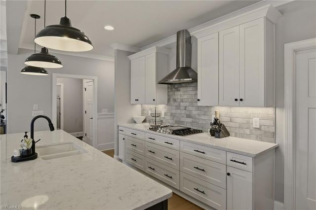 1076 Wood Duck Lane, Winston-salem, NC 27106