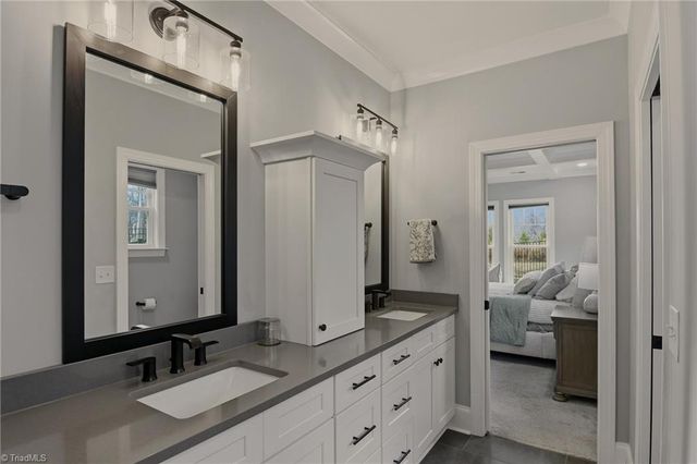 1076 Wood Duck Lane, Winston-salem, NC 27106