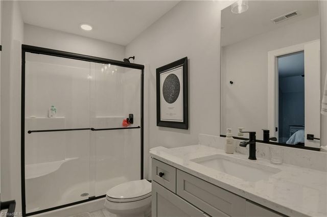 1076 Wood Duck Lane, Winston-salem, NC 27106