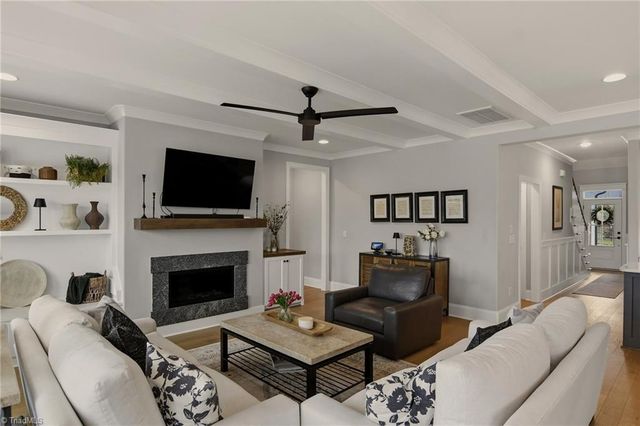 1076 Wood Duck Lane, Winston-salem, NC 27106