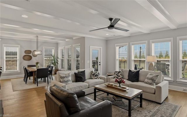 1076 Wood Duck Lane, Winston-salem, NC 27106