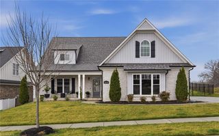 1076 Wood Duck Lane, Winston-salem, NC 27106