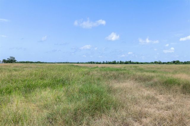 8993 E Osr, Hearne, TX 77859