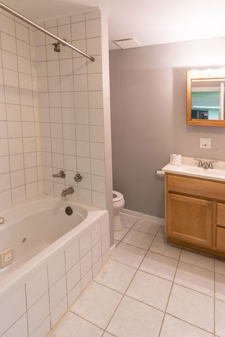 901 Providence Lane, Buffalo Grove, IL 60089