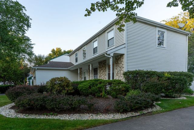 901 Providence Lane, Buffalo Grove, IL 60089