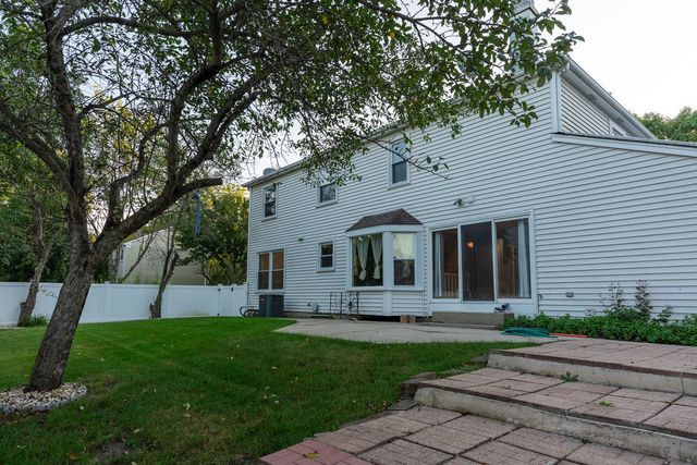 901 Providence Lane, Buffalo Grove, IL 60089
