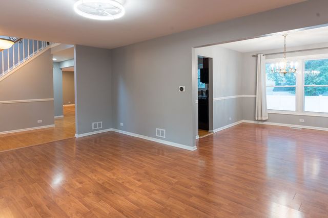 901 Providence Lane, Buffalo Grove, IL 60089