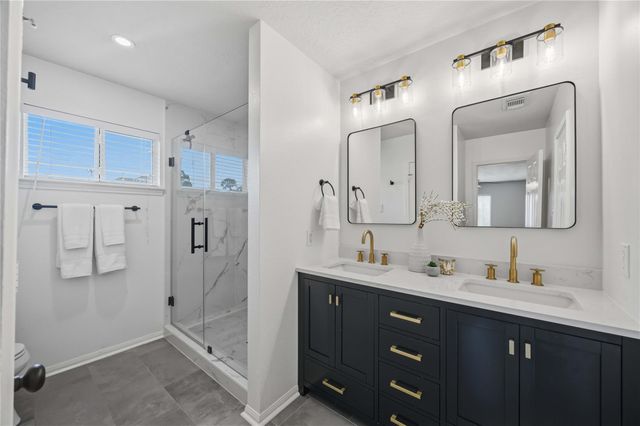 5115 Redemption Circle, Houston, TX 77018
