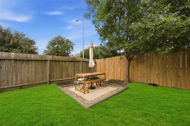 5115 Redemption Circle, Houston, TX 77018