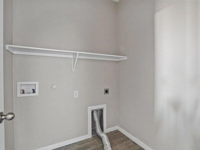 9805 Summerton Drive, Fort Worth, TX 76108