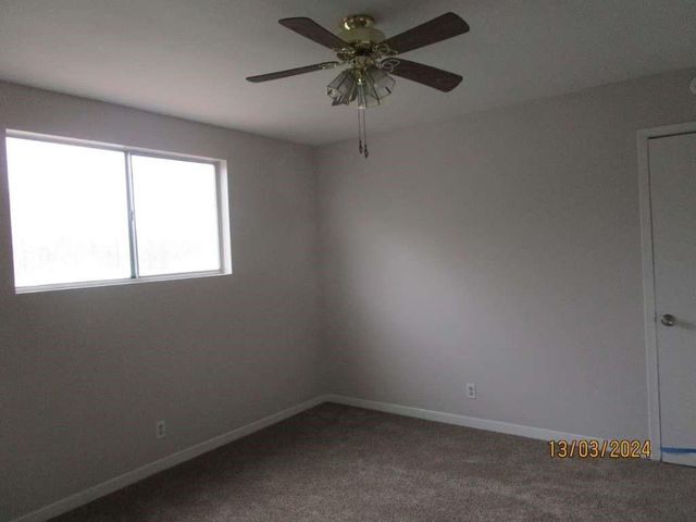 501 S Holmes Street, La Porte, TX 77571