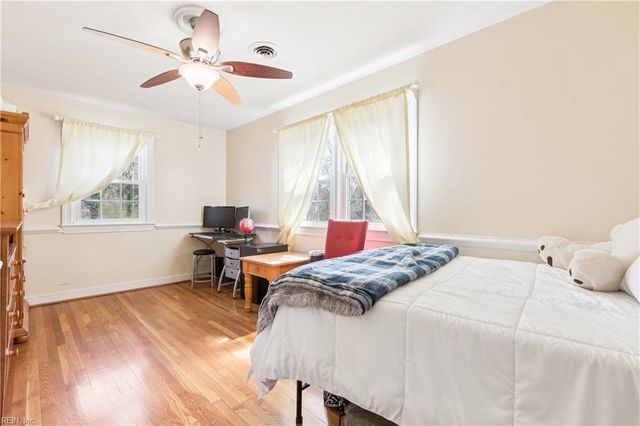 346 Wendwood DR, Newport News, VA 23602