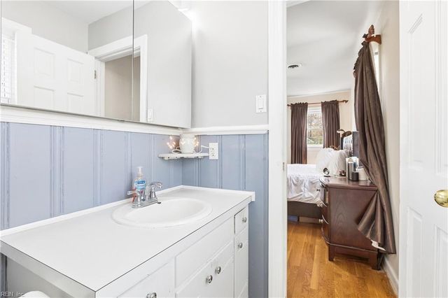 346 Wendwood DR, Newport News, VA 23602