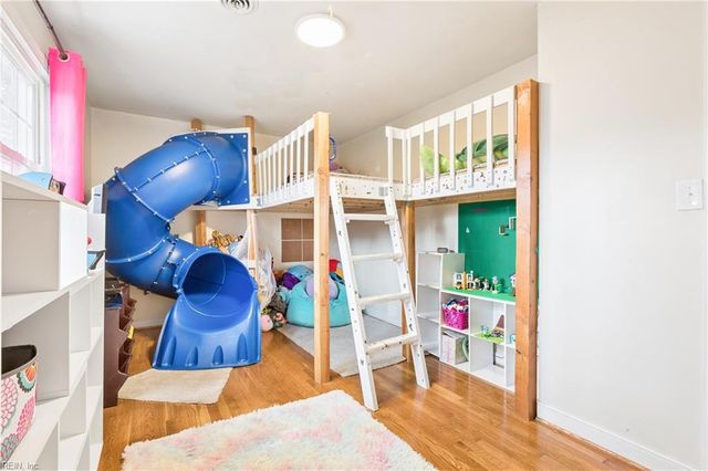 346 Wendwood DR, Newport News, VA 23602