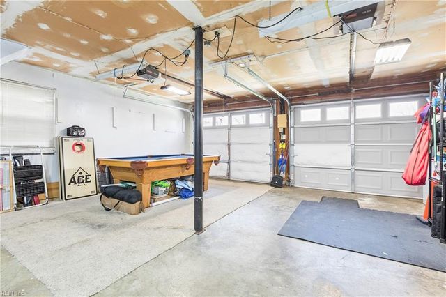 346 Wendwood DR, Newport News, VA 23602