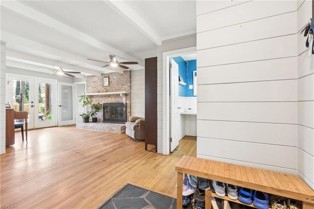 346 Wendwood DR, Newport News, VA 23602