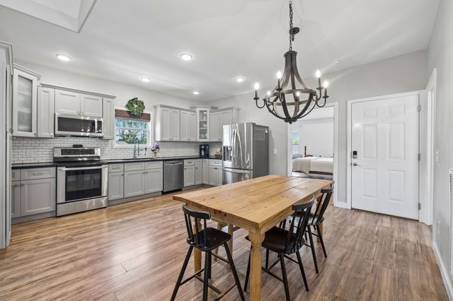 1082 Corey Dr, Lewisburg, TN 37091