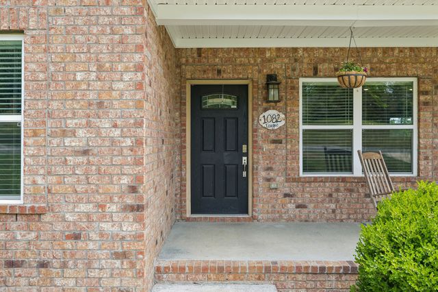 1082 Corey Dr, Lewisburg, TN 37091