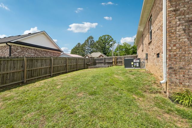 1082 Corey Dr, Lewisburg, TN 37091