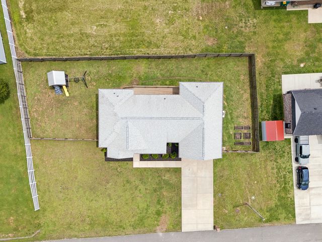 1082 Corey Dr, Lewisburg, TN 37091