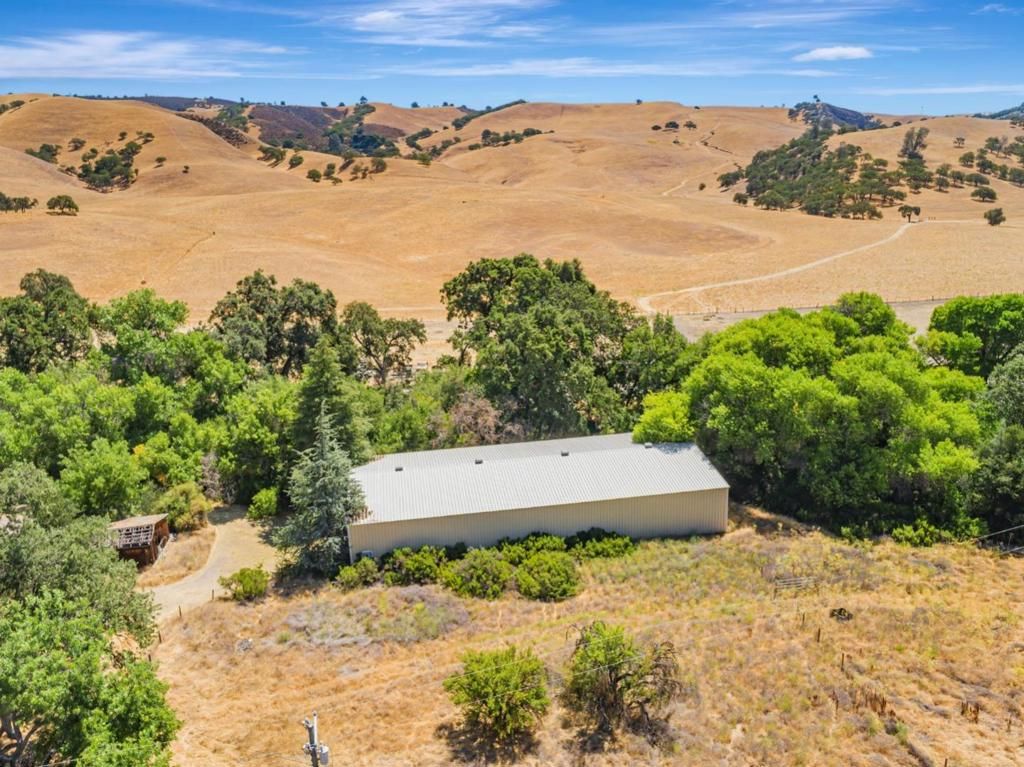 29711 Airline Highway, Paicines, CA 95043