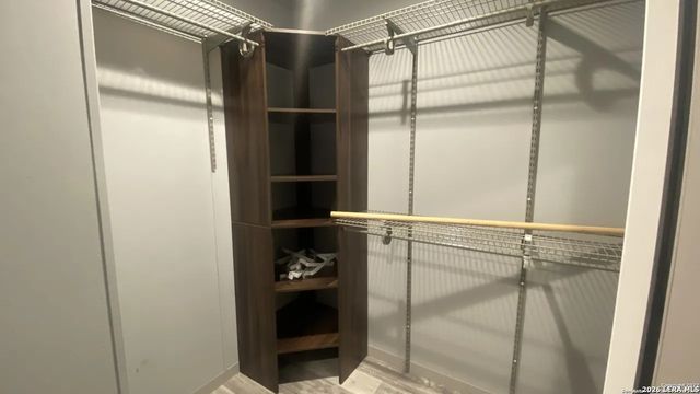 4406 Lost Hills, Elmendorf, TX 78112