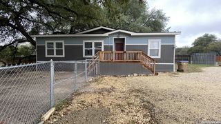 4406 Lost Hills, Elmendorf, TX 78112