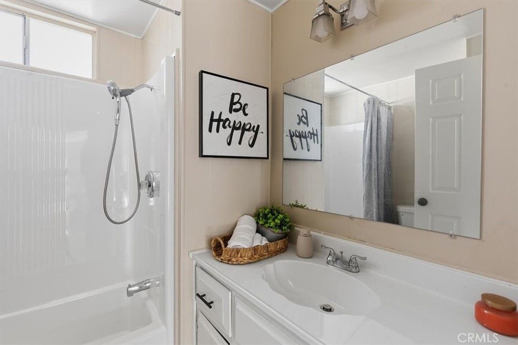 Image 12 of property listing at 14272 Hoover 45, Westminster, CA 92683
