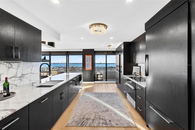 5950 PELICAN BAY PLAZA S 2A, St Petersburg, FL 33707