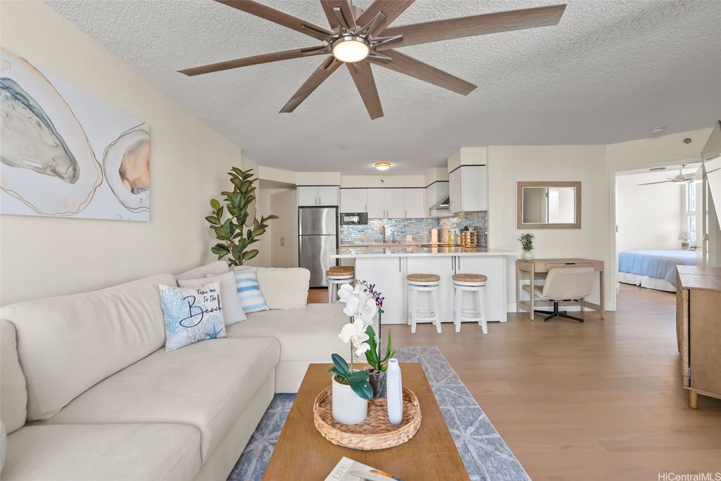 801 S King Street 1107, Honolulu, HI 96813