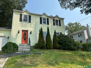 14 Normandy Drive, Waterbury, CT 06705
