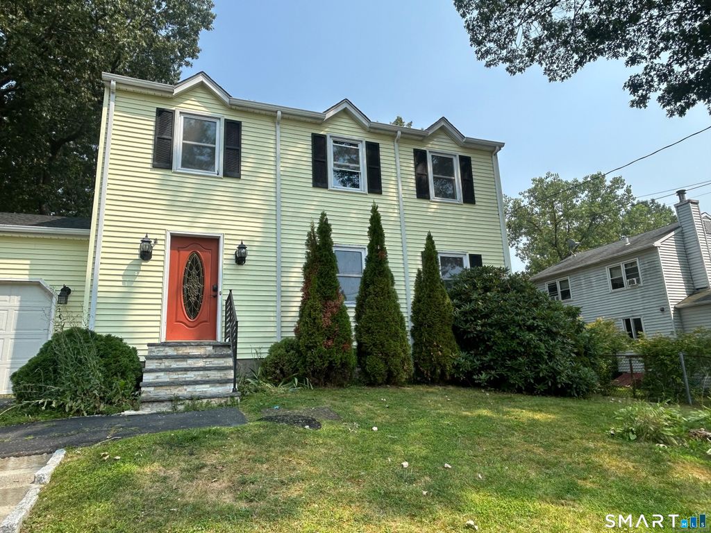 14 Normandy Drive, Waterbury, CT 06705