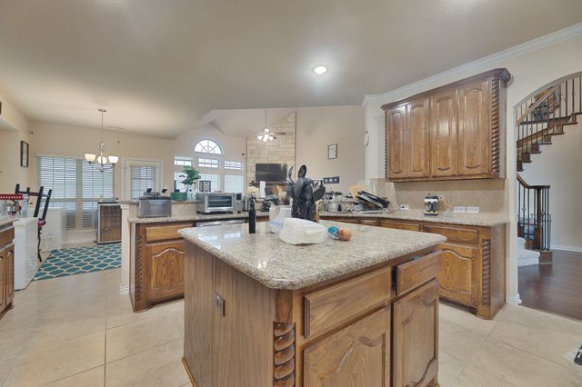 129 Quail Run Road, Red Oak, TX 75154