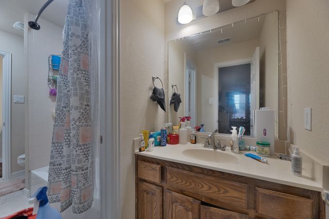 129 Quail Run Road, Red Oak, TX 75154