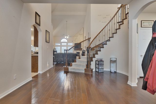 129 Quail Run Road, Red Oak, TX 75154