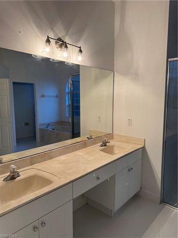 871 Desoto BLVD S, Naples, FL 34117