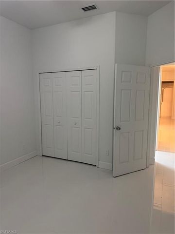 871 Desoto BLVD S, Naples, FL 34117