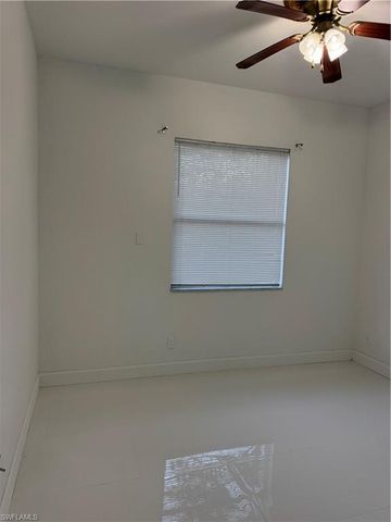 871 Desoto BLVD S, Naples, FL 34117