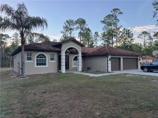 871 Desoto BLVD S, Naples, FL 34117