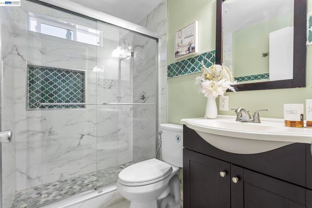 1691 Ashbury Dr, Concord, CA 94520