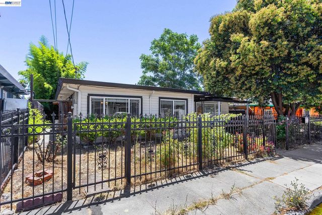1691 Ashbury Dr, Concord, CA 94520